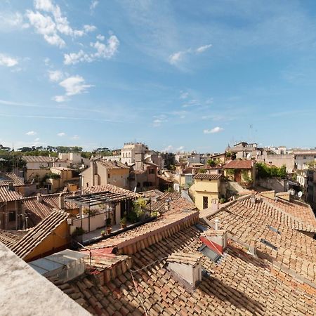 Apartment With Terrace In Via Del Pellegrino - FromhometoRóma Kültér fotó